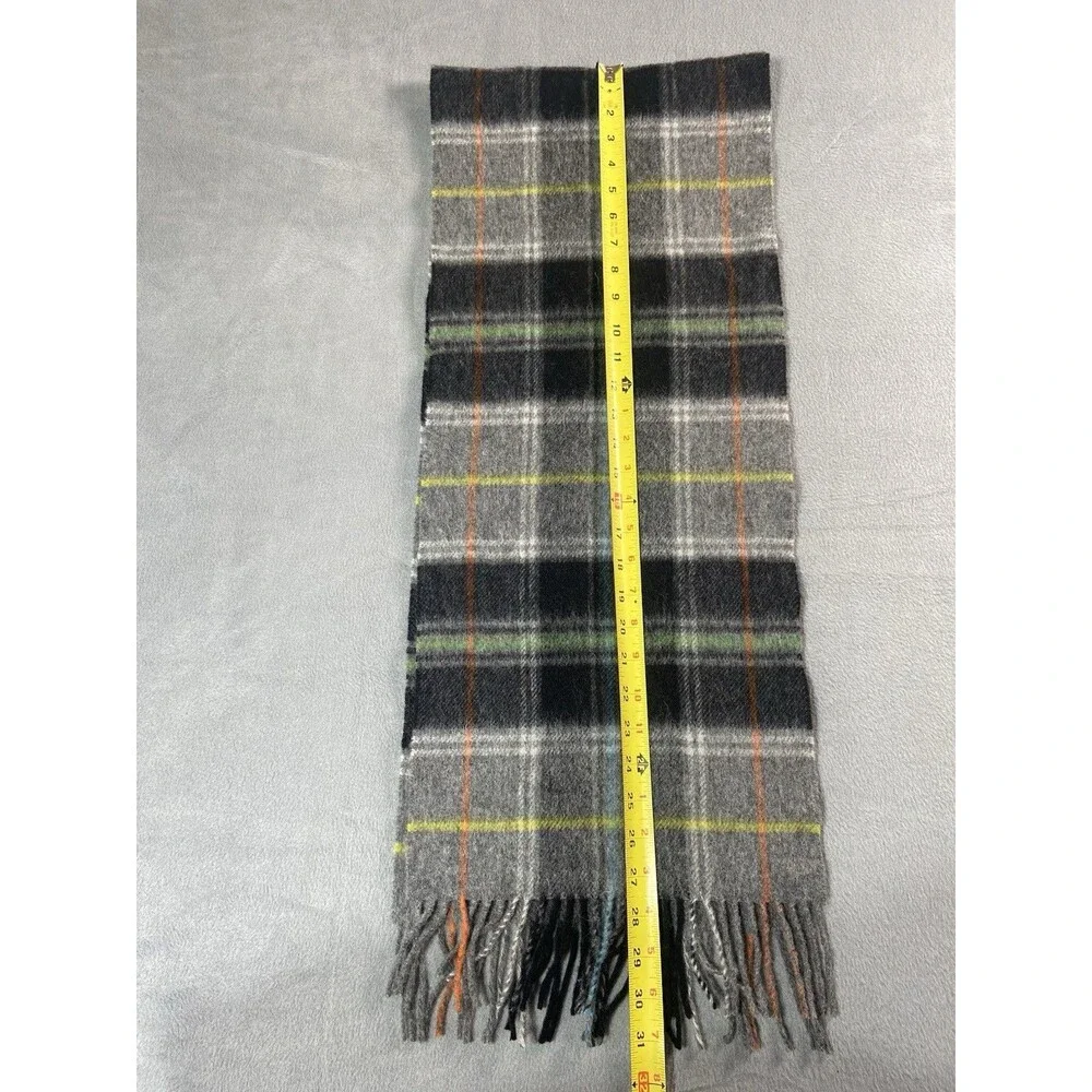 John Hanly Ireland 100% Lambswool Plaid Scarf Gray Fringe